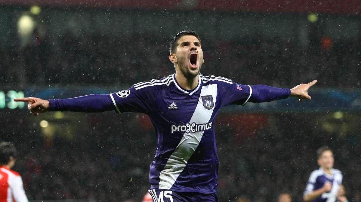 Mitrovic svela: "Ho un debole per il Napoli e per i tifosi azzurri"
