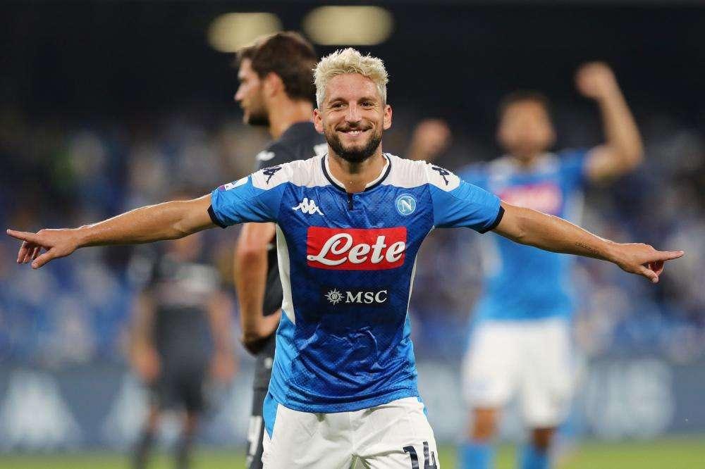 Gazzetta - Ancelotti vuole rinnovi di Mertens e Callejon, la fermezza di ADL può rendere tutto inutile