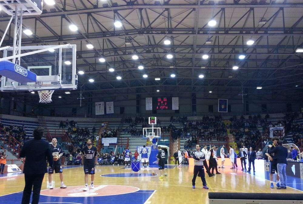 Coronavirus, l'ex Napoli Basket Malaventura all'ospedale per una polmonite