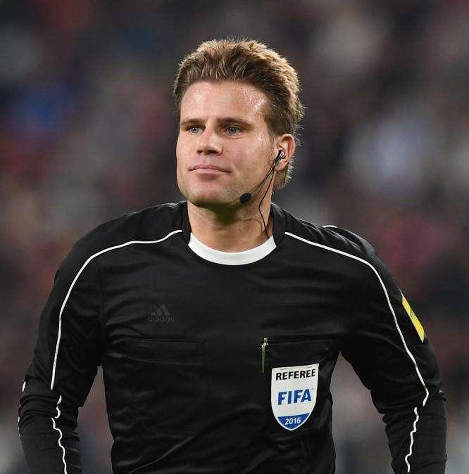 UFFICIALE - Napoli-Barcellona, designato l'arbitro Brych! Ecco la sestina tedesca che sarà al San Paolo