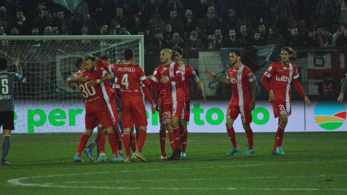 Playoff Serie B, il Monza si aggiudica la gara d’andata: 2-1 al Pisa