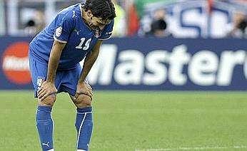 Donadoni: "Arbitro? Giornata no", Abete: "Come ha certificato il gol dell'Olanda ora la Uefa certifichi gli errori di oggi"