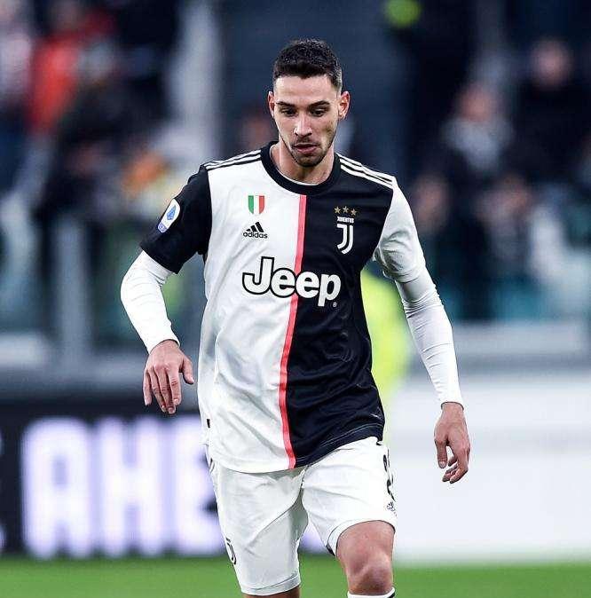 Gazzetta - Per la difesa spunta De Sciglio! All'orizzonte uno scambio con Hysaj: la situazione