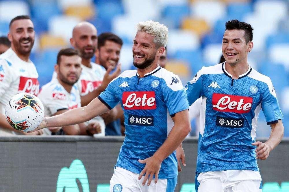 RILEGGI LIVE - Napoli-Atalanta 2-2 (16' Maksimovic, 41' Freuler, 71' Milik, 86' Ilicic): gli azzurri pareggiano e protestano!