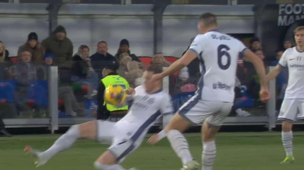Quanti rischi a Venezia! L'Inter porta a casa una sofferta vittoria
