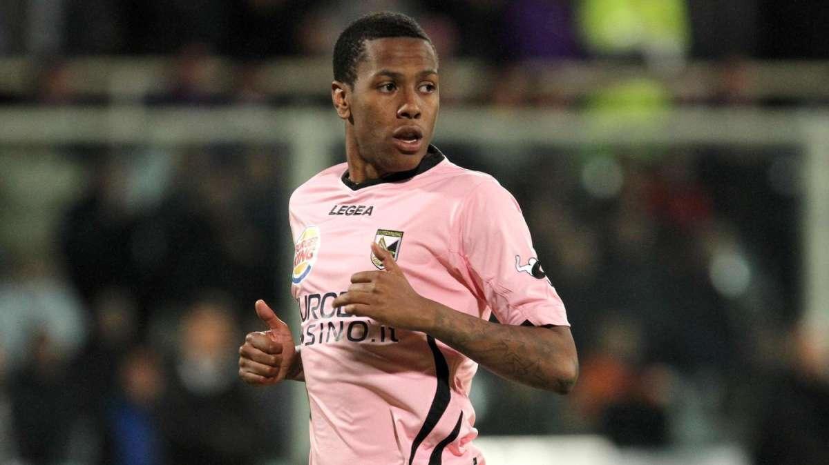 Sky - Il Napoli ha bloccato Abel Hernandez, accordo tra ADL e Zamparini