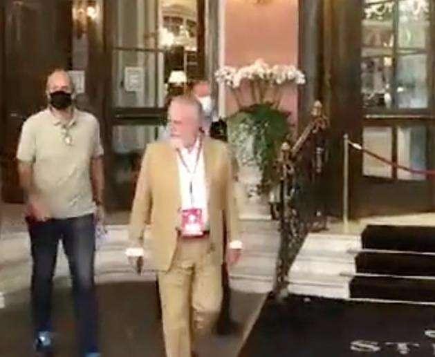VIDEO - ADL lascia l'albergo: nessuna dichiarazione sul rinnovo di Mertens