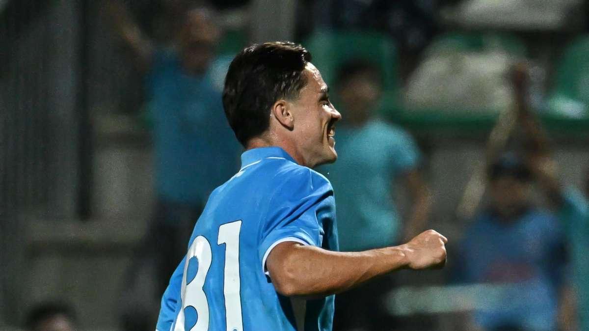 Raspadori e il gol che vale il primato