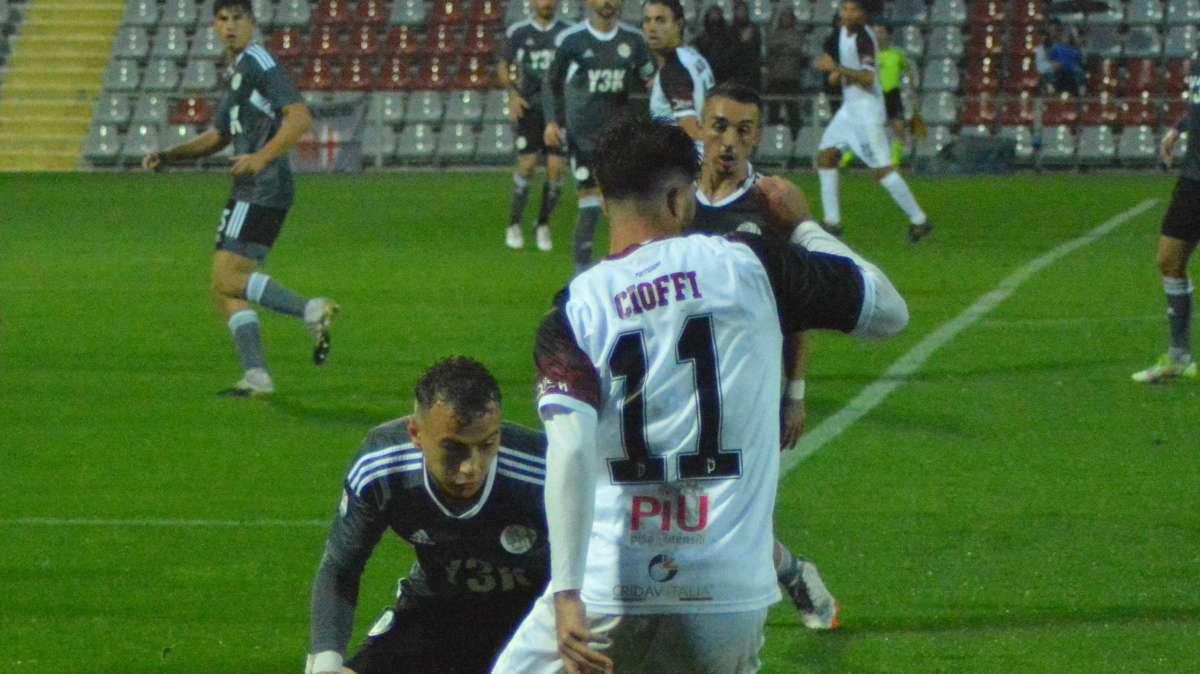 Cioffi segna contro il Montevarchi: per l'azzurrino del Napoli è il terzo gol in Serie C