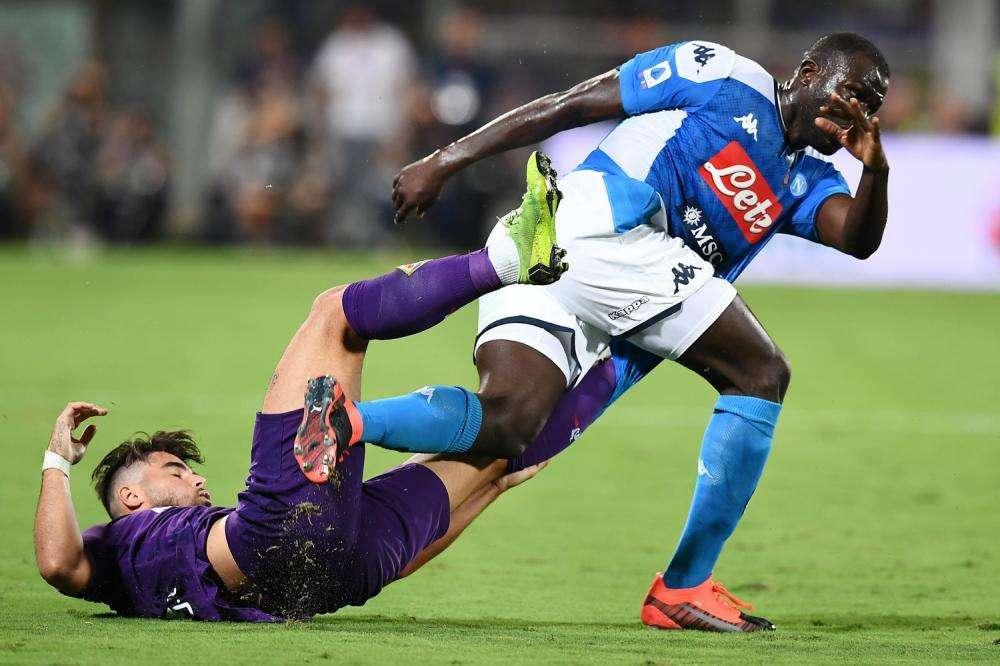 FOTO - Da Firenze esagerano: "Koulibaly sputa a Sottil dopo uno screzio!". Ma l'immagine smentisce