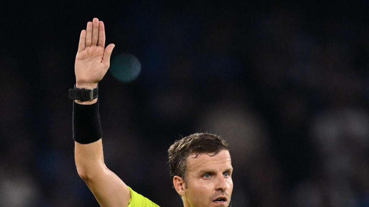 Serie A, tutti gli arbitri del 15° turno: La Penna per Atalanta-Milan, Di Bello per l'Inter