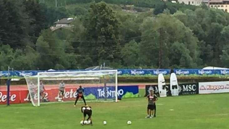 RILEGGI LIVE - Dimaro, day 17: seduta mattutina, pressione e attacco alla linea difensiva. Rientrati Younes e Karnezis