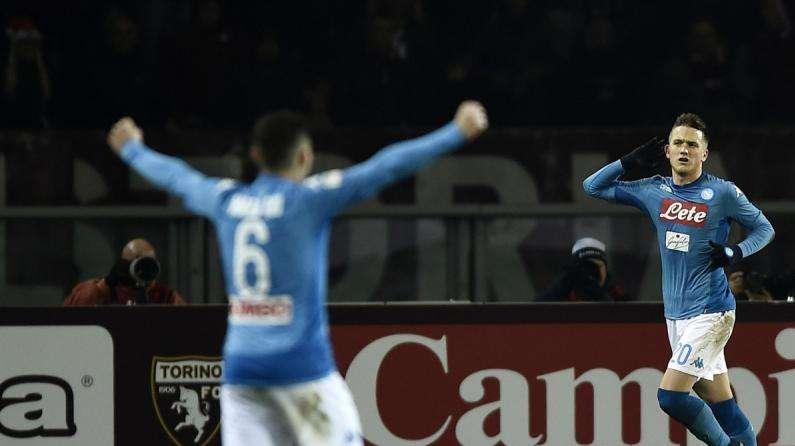 Gazzetta - Il Napoli passeggia su un Toro confuso: torna l'incanto di settembre