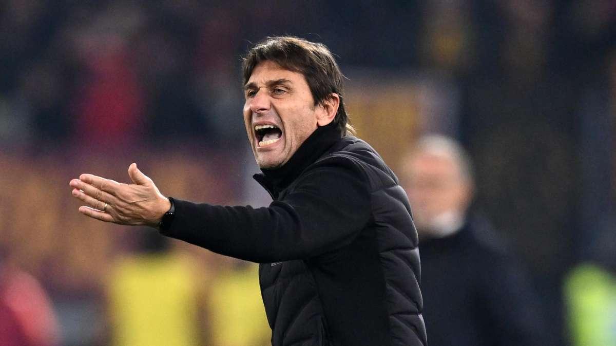 Conte a Dazn: "Mandato messaggio a noi stessi! Momento da elmetto, l'emergenza prosegue"