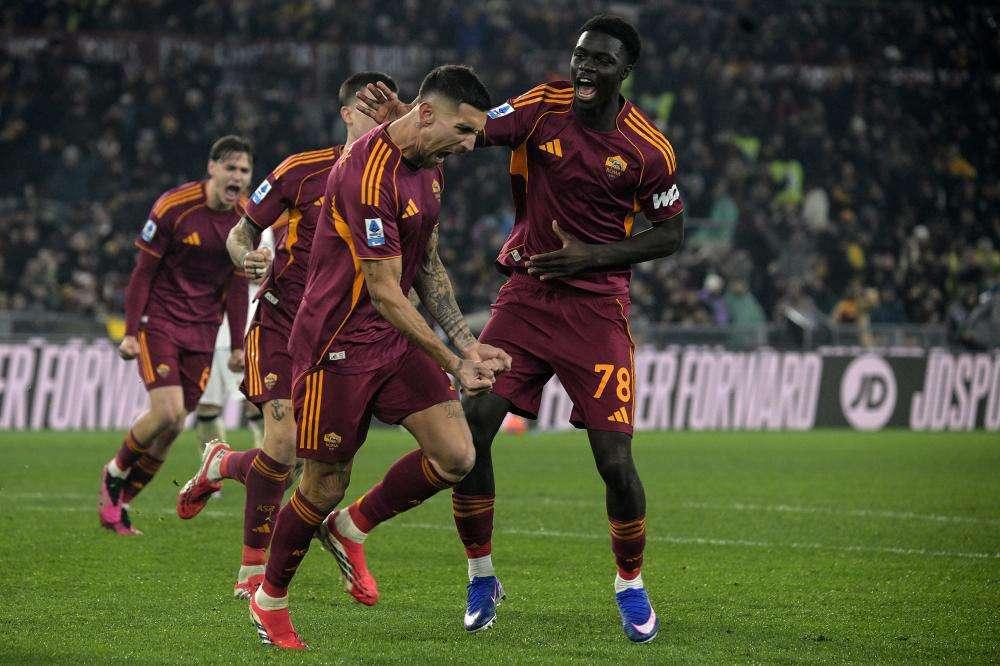 Roma, si ferma il neo-acquisto Vaz: lesione muscolare e salta il Napoli
