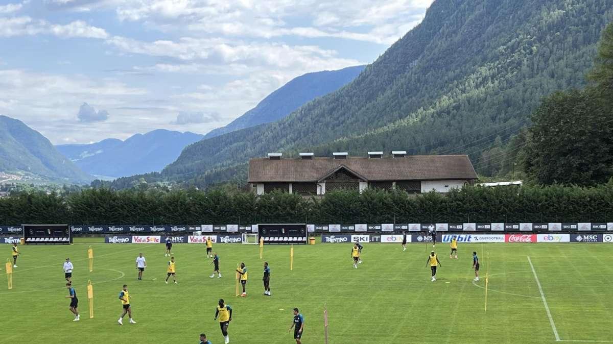 Dimaro, il report della seduta mattutina: buone notizie per Lozano, palestra per Gaetano