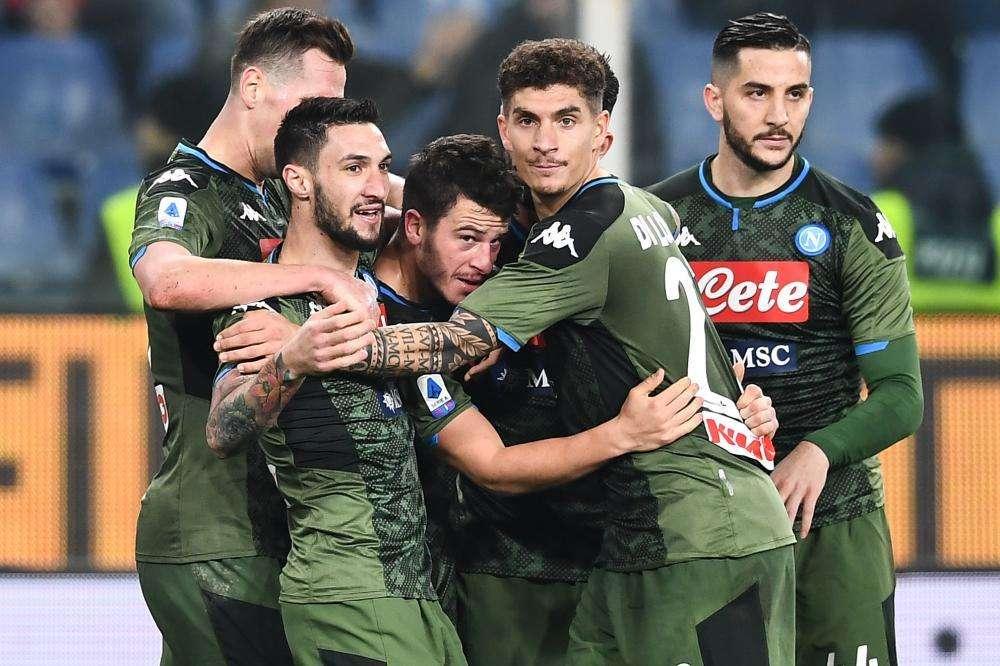 Guarisci Napoli, lotta e vinci ancora. Riesce male lo scherzetto degli ex