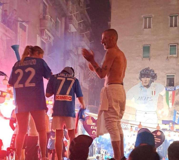 Festa Scudetto, è apoteosi ai Quartieri Spagnoli nel nome di Maradona