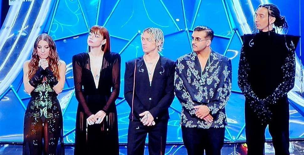 Sanremo 2024: vince Angelina Mango, secondo Geolier nonostante il 60% al televoto