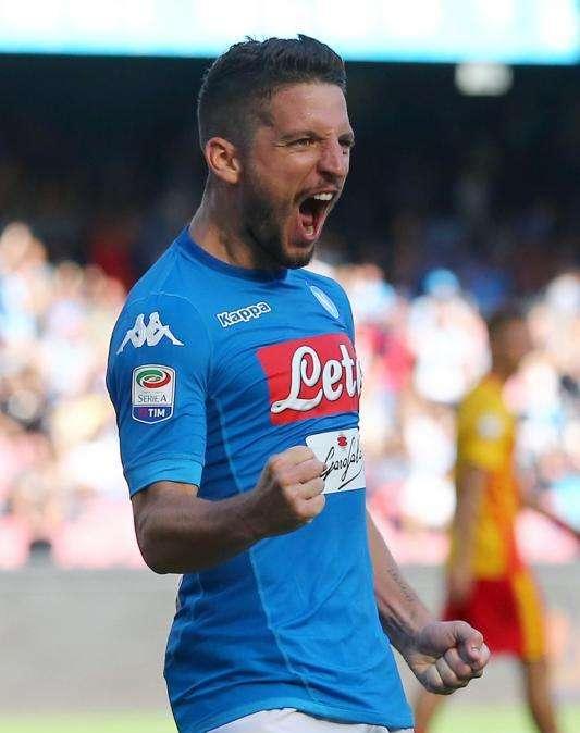 Arriva il raddoppio ad inizio ripresa! Mertens sfrutta un erroraccio del Feyenoord
