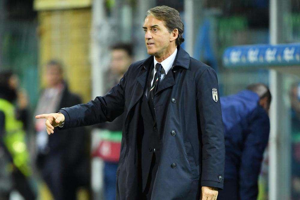Riapertura degli stadi, il ct Mancini spinge: "E' il momento di un passo avanti"