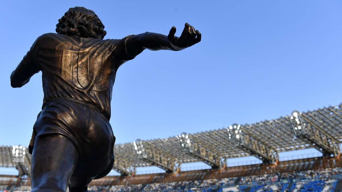 Dal pellegrinaggio ai Quartieri fino alle premiazioni: quante iniziative per celebrare Diego