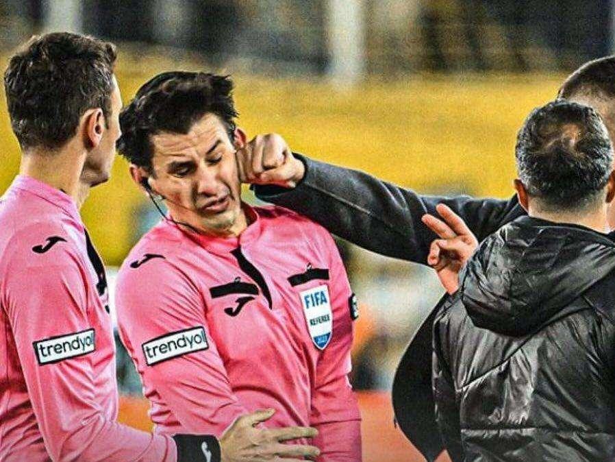 Sferrò un pugno all'arbitro: pres. Ankaragucu condannato a 3 anni e 7 mesi di carcere