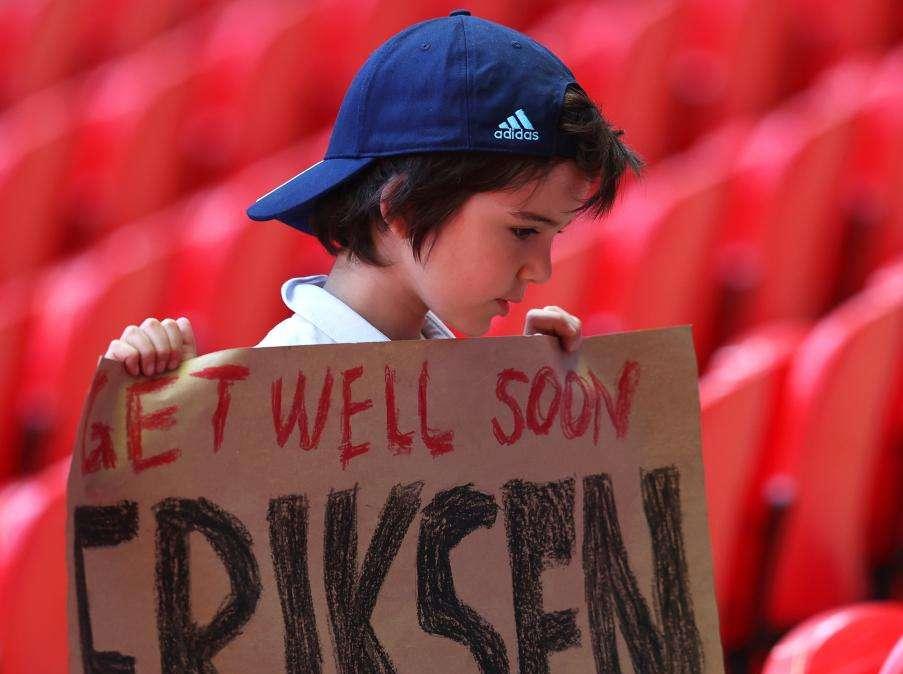 Eriksen, il cardiologo che curò Kanu: "Potrebbe tornare a giocare"