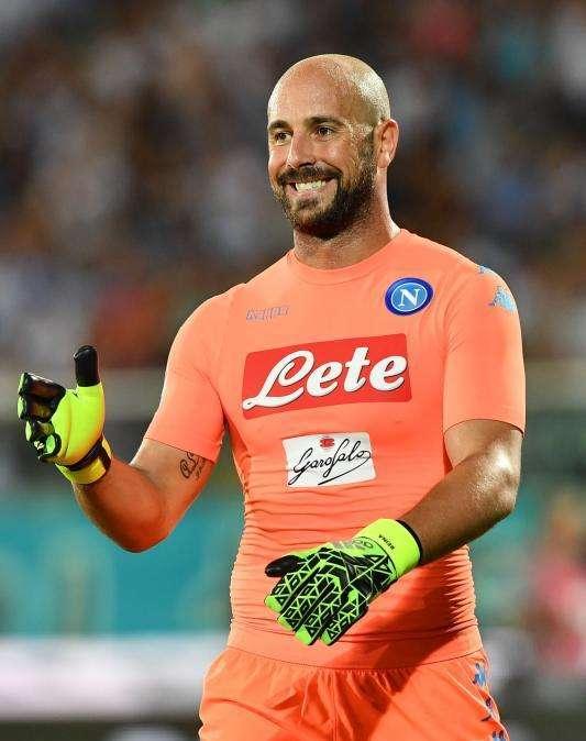 Spagna, Lopetegui elogia Reina: "L'anno scorso è stato il miglior portiere in Serie A"