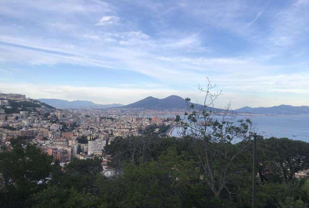 FOTO - Perillo rivela: "Ancelotti vivrà nella casa di Higuain! E vicino c'è una appartamento per un top player..."