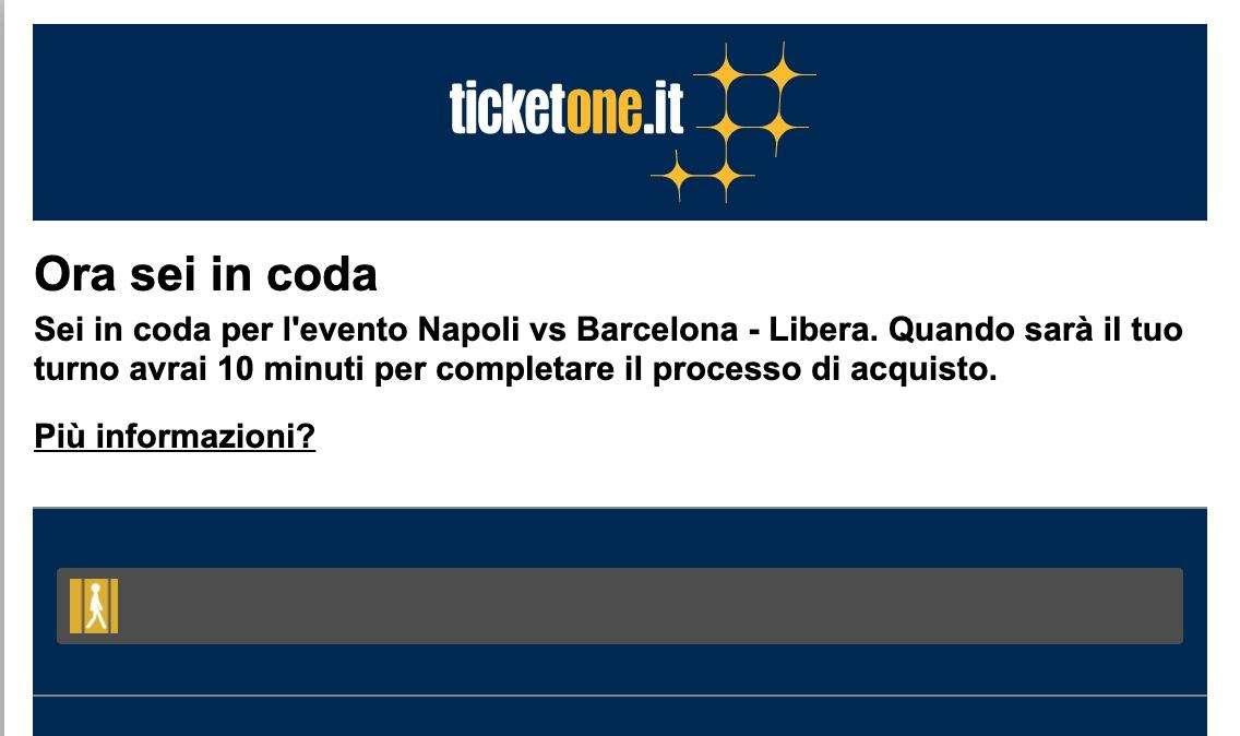 FOTO - Napoli-Barça, dalle 16 grande attesa su Ticketone: in centinaia nella coda virtuale