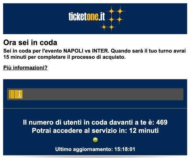 FOTO - Napoli-Inter, Ticketone preso d'assalto per l'inizio della vendita libera alle 15