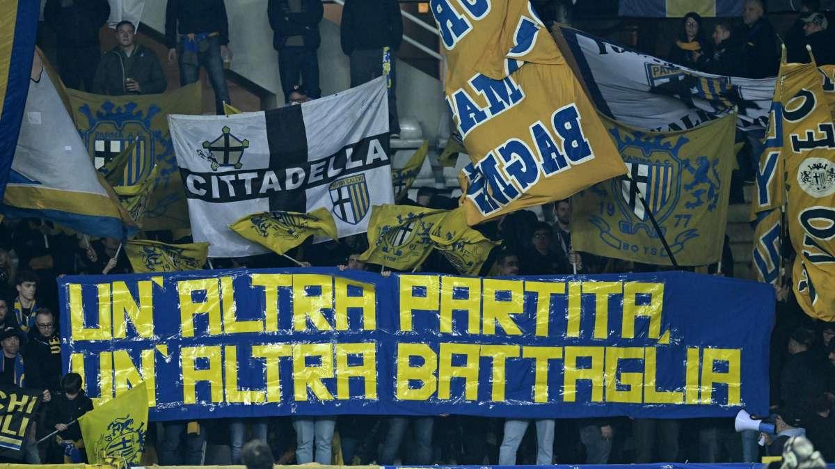 Parma-Napoli, i Boys suonano la carica: l'iniziativa all'esterno del Tardini