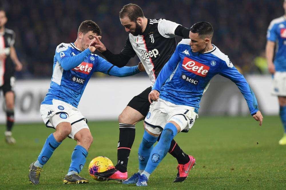 RILEGGI LIVE - Napoli-Juventus 2-1 (62' Zielinski, 86' Insigne, 89' Ronaldo): gli azzurri tornano alla vittoria!