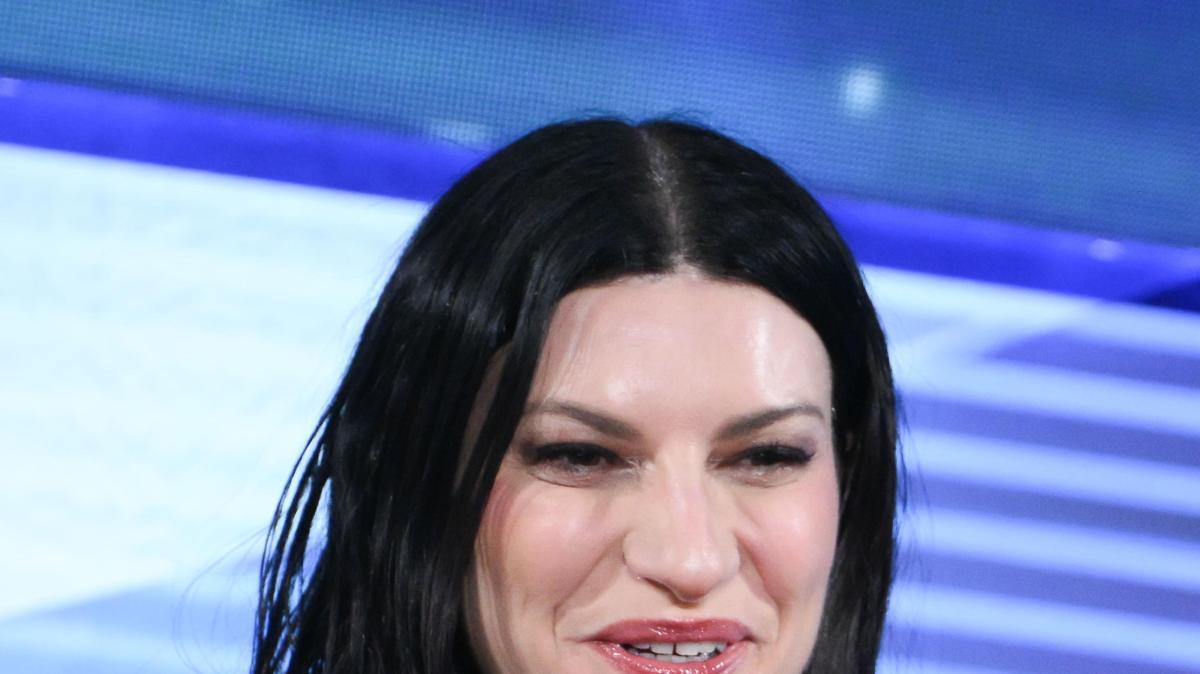 Mondiali, special guest italiana: Laura Pausini protagonista della cerimonia di chiusura