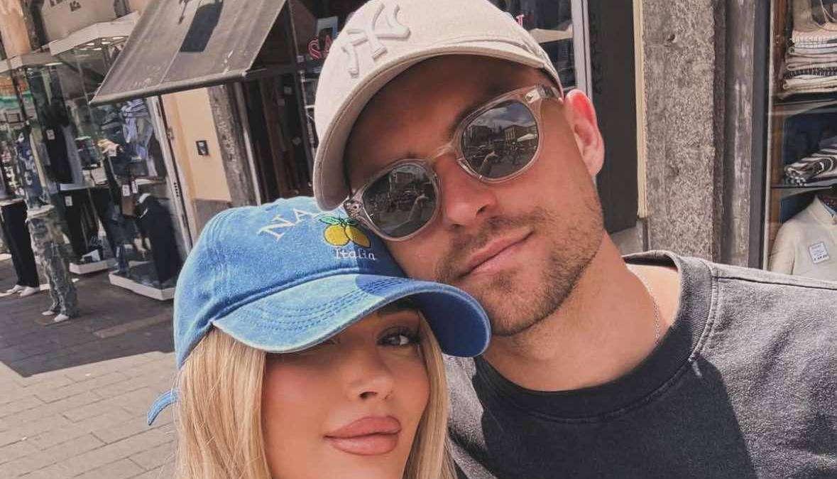 Mittelstädt, una vacanza per sposare Napoli: incontri con Manna e indizi social