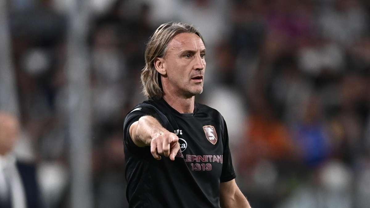 Salernitana, Nicola smentisce DAZN: “Se vai verso la palla è fuorigioco, col VAR calcio credibile”