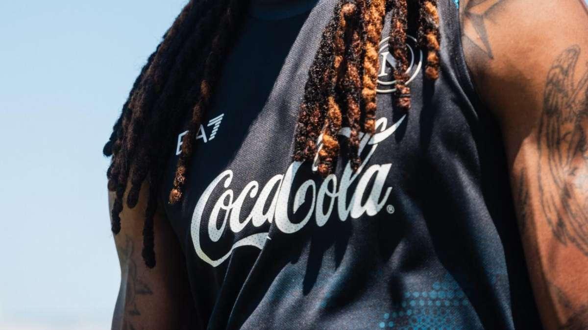 Coca-Cola nuovo Global Training Kit Partner: dove comparirà tra maglie e kit allenamento