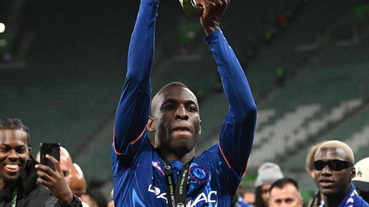 Il Napoli riflette anche su Jackson! Sky: è un'alternativa, priorità a Nunez e Lucca