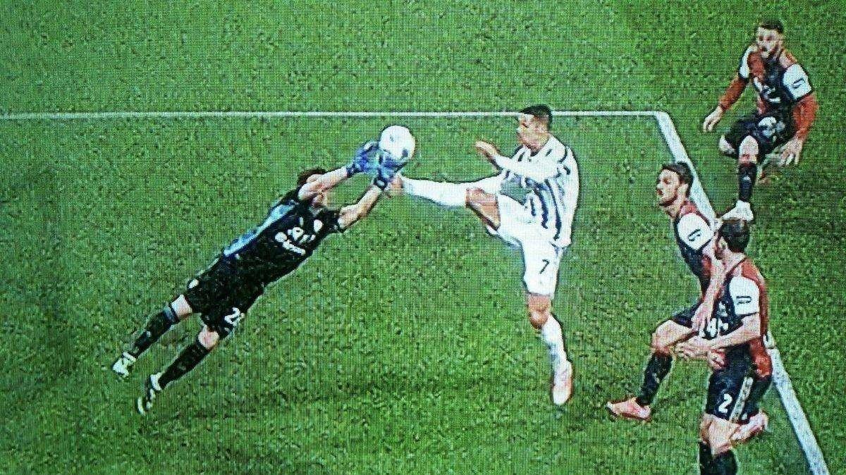 Fallo da rosso di CR7 su Cragno, Ziliani: "Per la Juve il rosso non esce mai..."