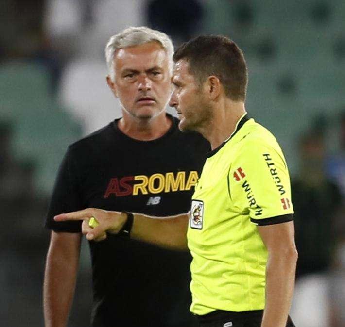 Roma, Mourinho sul mercato: "E' andato diversamente da come programmato"