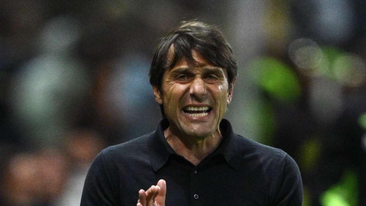 Napoli-Cagliari, le probabili formazioni: le scelte di Conte per la gara-Scudetto