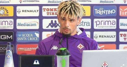 Fiorentina, Malcuit in conferenza: "A Napoli anni splendidi, ora voglio tornare al 100% fisicamente"