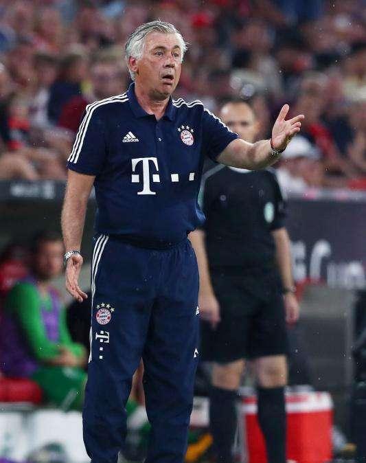 UFFICIALE - Bayern, esonerato Ancelotti. Sagnol nuovo allenatore
