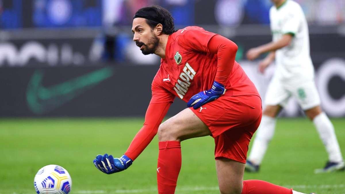 Ospina via, spunta ipotesi scambio: dal Sassuolo può arrivare il vice Meret 