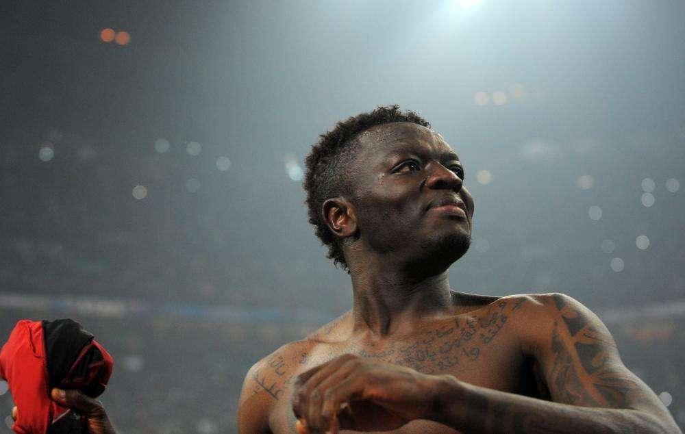 Muntari ad una giornalista: "Non ti rispondo male perché sei una donna". E Marca titola: "Estilo Sarri"