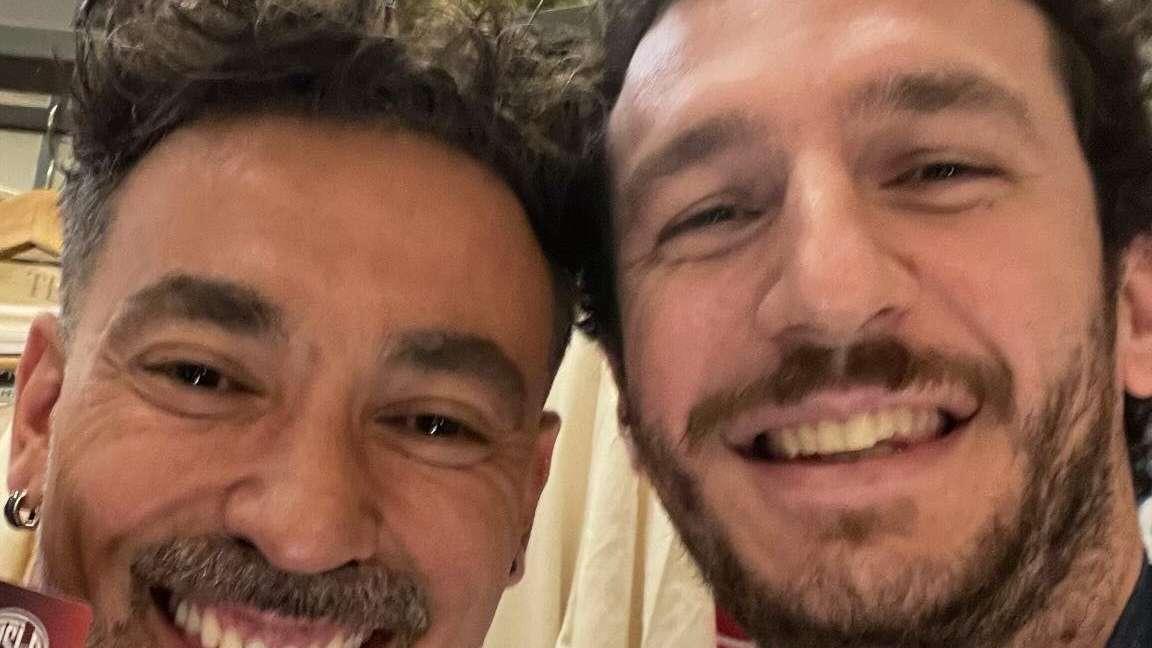 Lavezzi è tornato a Napoli: il Pocho fa tappa in un ristorante storico