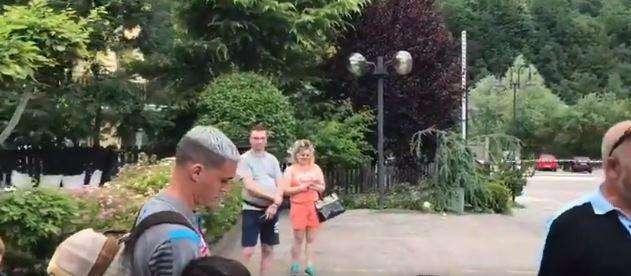 VIDEO - Il Napoli saluta Dimaro: squadra in partenza per Edimburgo