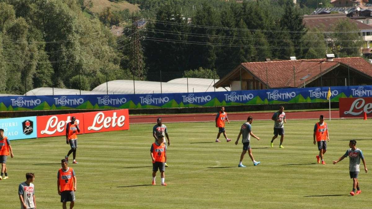 FOTO TN - Spunti tattici da Dimaro: Rafa sfrutta la duttilità tattica di Michu, ecco l’attacco schierato in mattinata