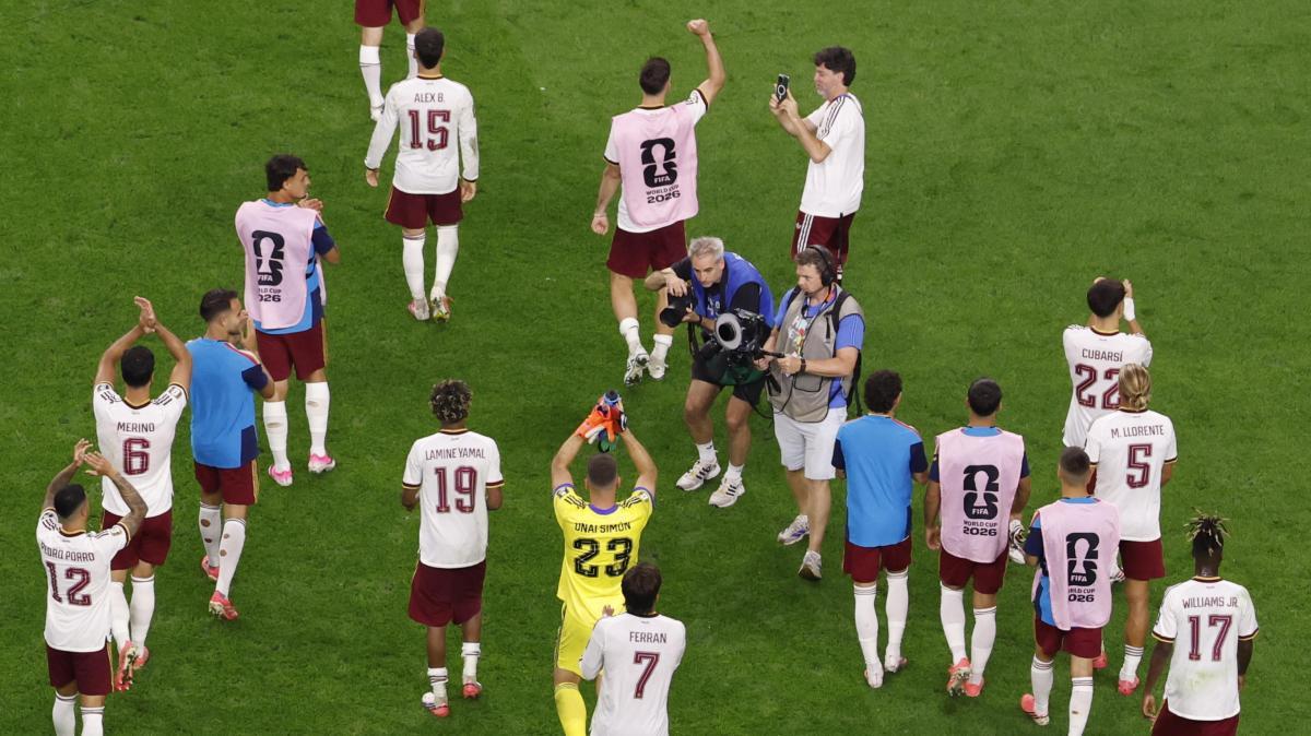 Il gioco batte le individualità, i media celebrano la Spagna: "La forza della squadra!"